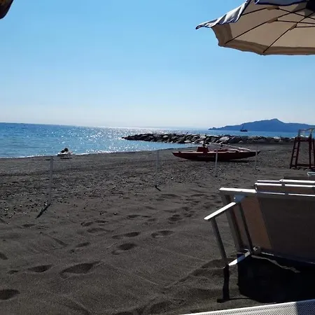 A Quattro Passi Dal Mare